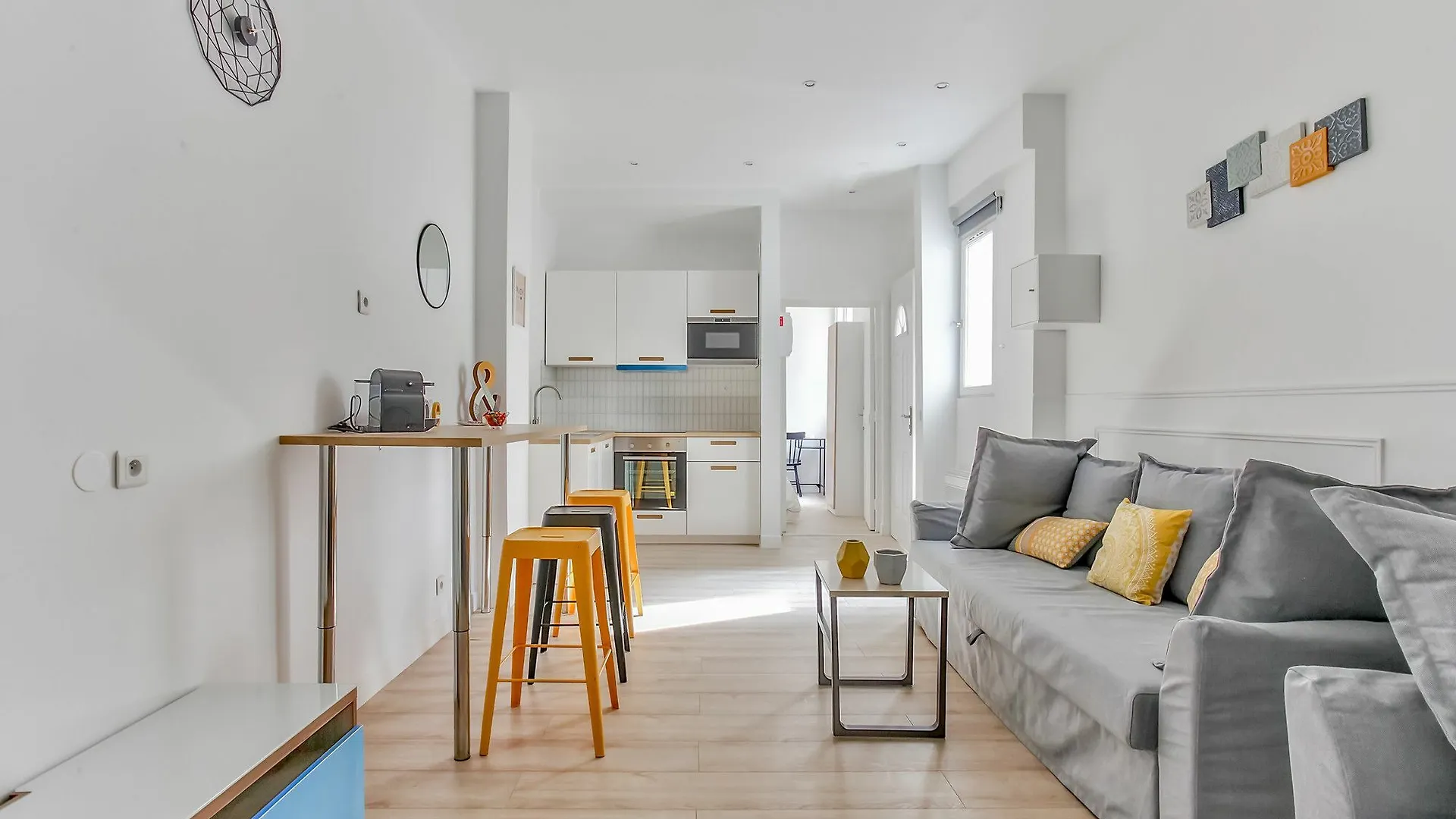 35 - Luxury Flat Grands Boulevards Paris France