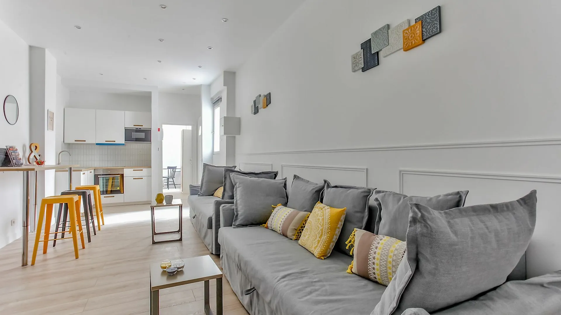 Apartment 35 - Luxury Flat Grands Boulevards Paris France